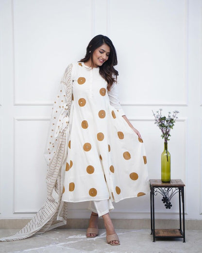 Elegant Mul Cotton Kurta Set with Dupatta