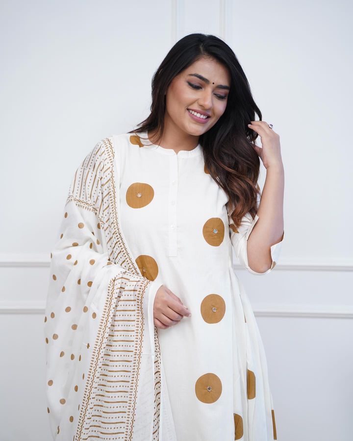 Elegant Mul Cotton Kurta Set with Dupatta